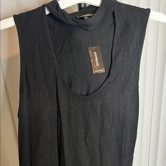 Express Black Cut Out Sleeveless Top - Picture 3 of 8